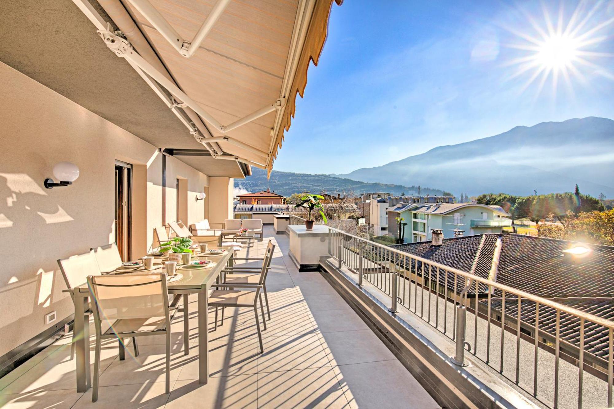 Apartment Antares150m From The - Happy